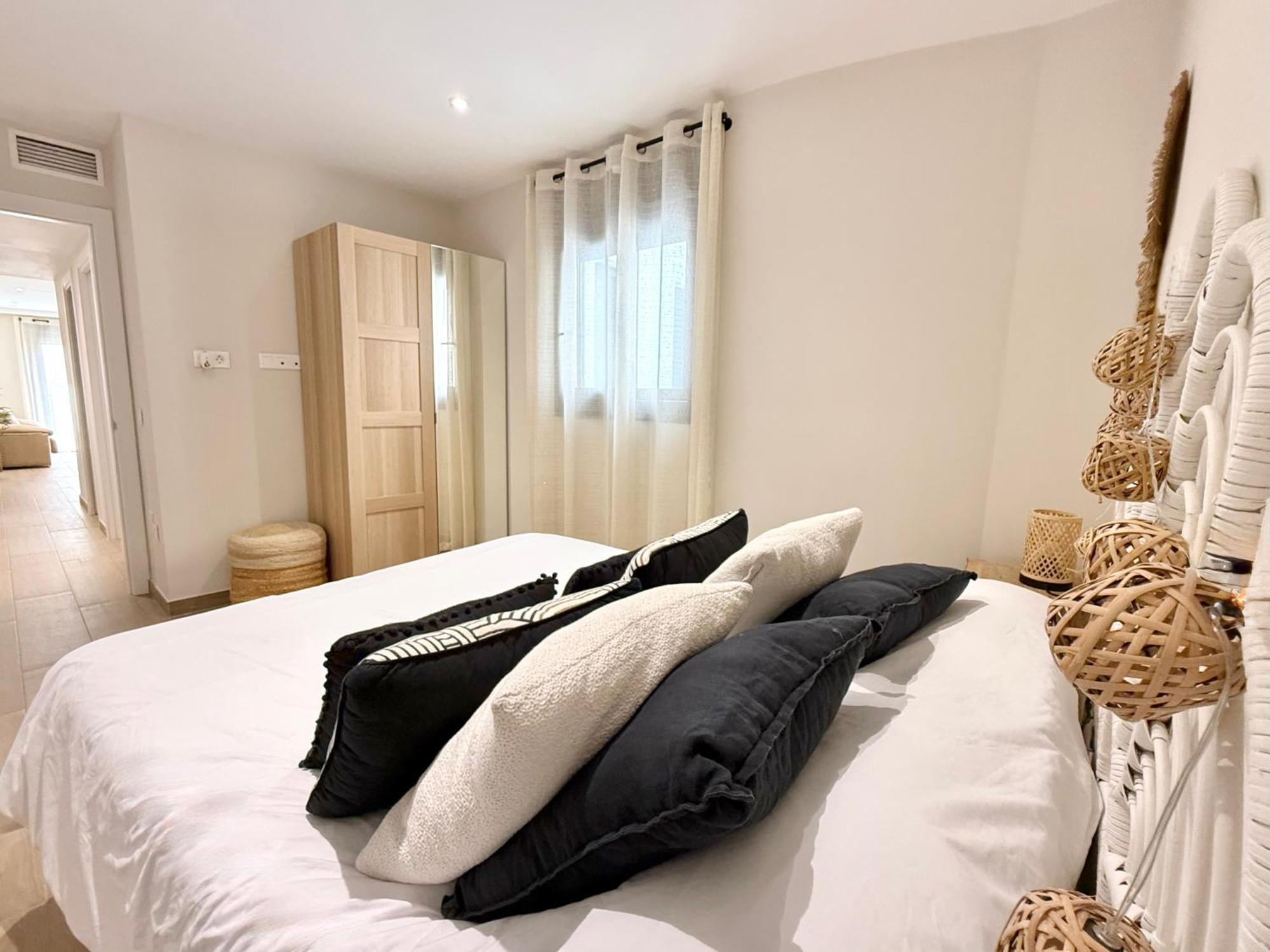 Luna Holidays City Center And Beach Fuengirola Exteriör bild